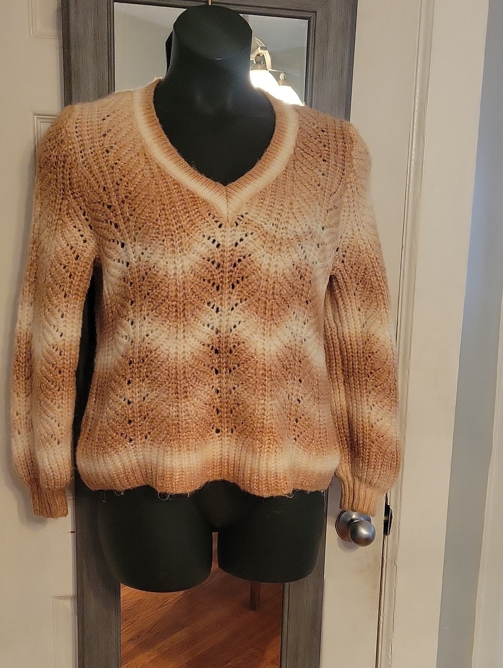 LOFT V-Neck Chevron Knit Sweater in Tan and Cream Ombre